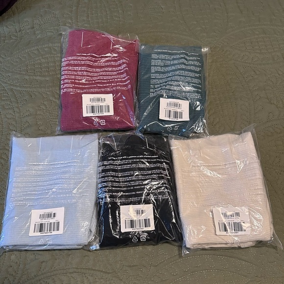 SOFT crop tank NWT - Picture 4 of 7